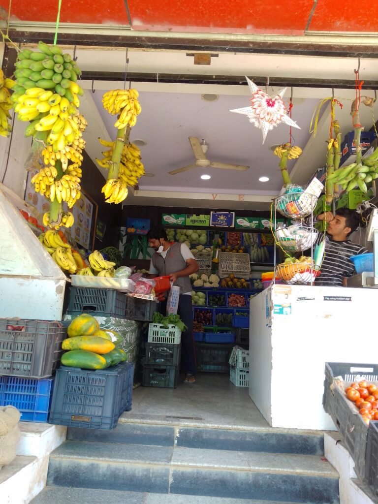 Family Vegetables And Fruits, Kammasandra Road